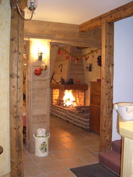 montauds cheminee1  Hotel** Villard de Lans France